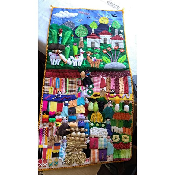 Peruvian Handmade Alpaca Barn Inca Mercado Tapestry Wall Hanging - Picture 1 of 16